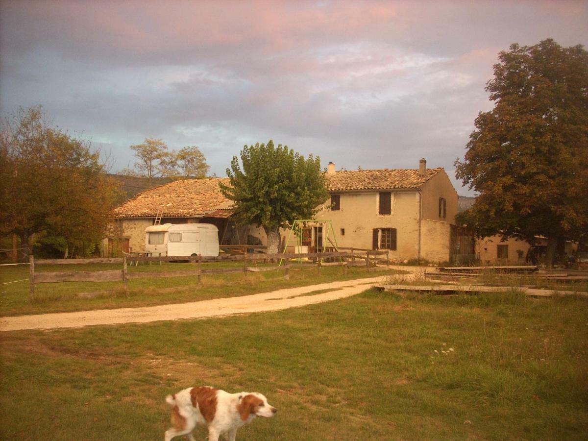 Gite Provence Luberon -Paca- Acces Pmr-Ancv Revest-des-Brousses Exterior foto